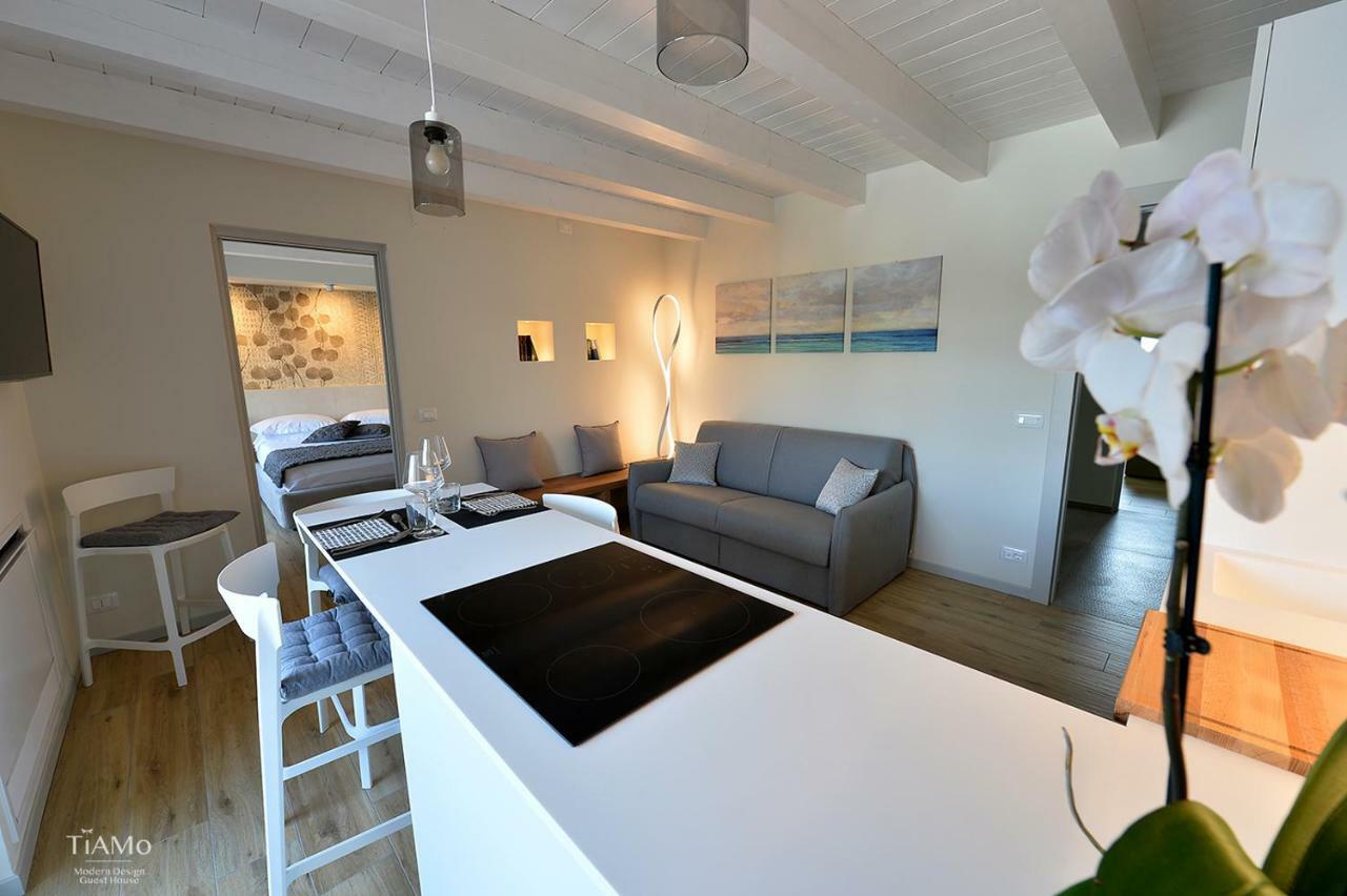 Tiamo Modern Design Guest House Ronchi Dei Legionari Luaran gambar
