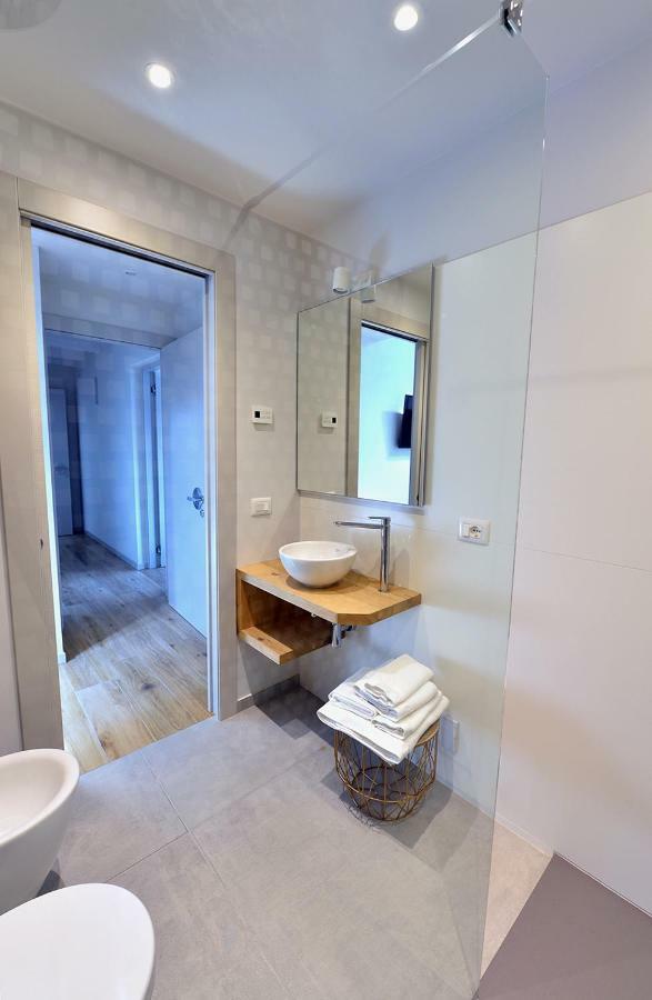 Tiamo Modern Design Guest House Ronchi Dei Legionari Luaran gambar
